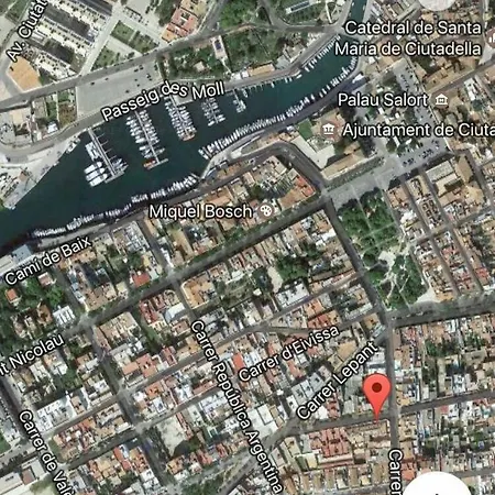 Atico Centro Ciutadella Con Piscina